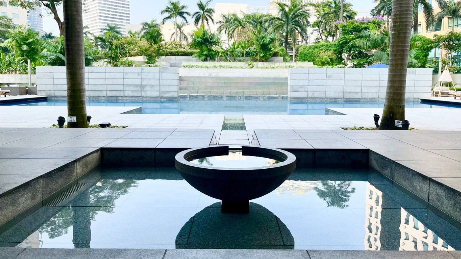 Sewa Plaza Senayan 2BR Tower D Lantai 15